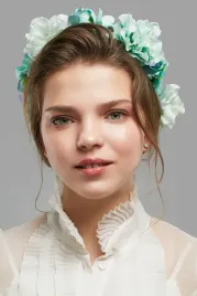 wianek-na-glowe-z-kwiatow-opaska-do-wlosow-boho
