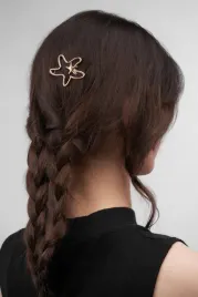 spinka-do-wlosow-metalowa-ozdoba-minimalistyczna-w-ksztalcie-gwiazdy
