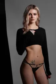 le-cabaret-lingerie-majtki-damskie-stringi-z-koronka-rozmiar-s-m