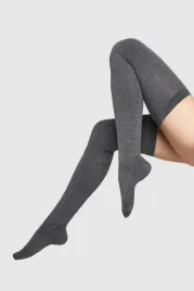 dlugie-zakolanowki-damskie-ponczochy-kryjace-ciemnoszare-70-cm