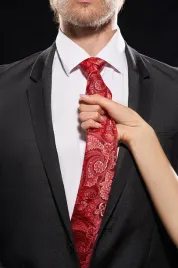 klasyczny-krawat-w-roslinny-wzor-meski-elegancki