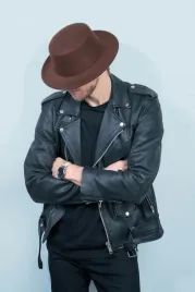 klasyczny-filcowy-brazowy-kapelusz-meski-elegancki-fedora-styl-retro-r-58