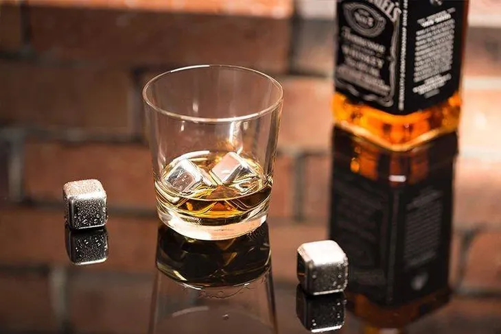 metalowe-kostki-do-drinkow-stan-nowy