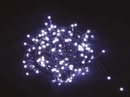 lampki-led-kule-zimny-bialy-144-lampek