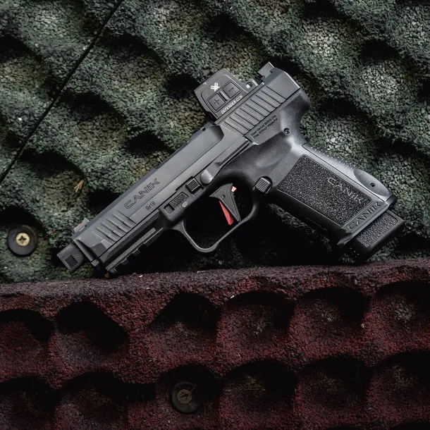 kolimator-vortex-defender-ccw-3-moa-green-maksymalne-powiekszenie-1-x