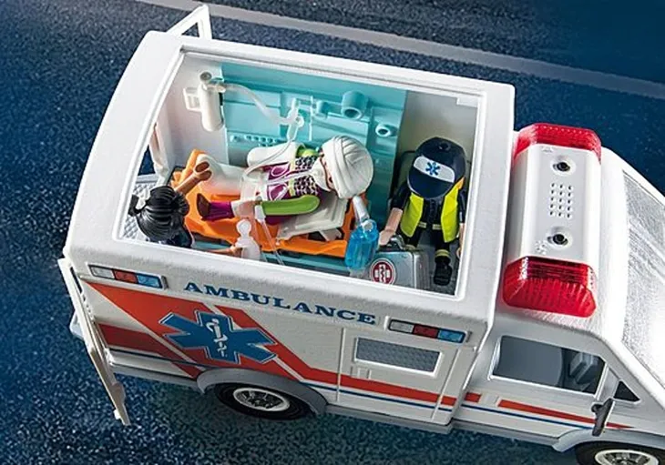 playmobil-ambulance