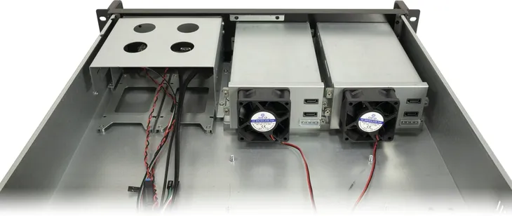 inter-tech-2u-2504-rack-czarny