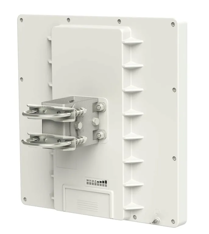 mikrotik-qrt-5-bialy-obsluga-poe
