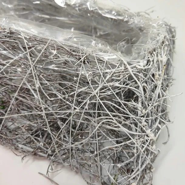 oslonka-krzyz-do-kompozycji-material-wykonania-wiklina