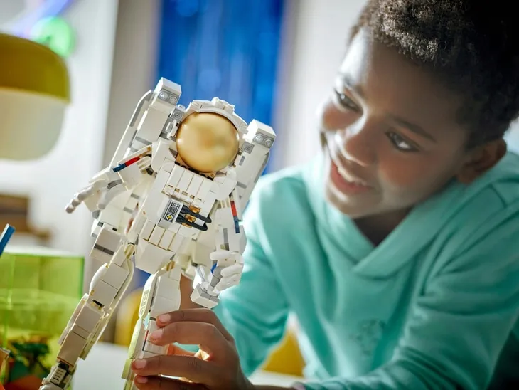 lego-creator-astronauta
