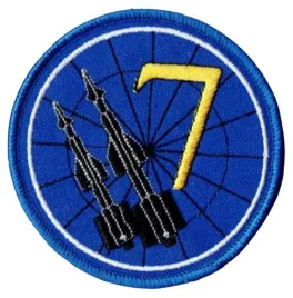 7-dywizjon-rakietowy-obrony-powietrznej-oznaka-rozpoznawcza-7drop-naszywka