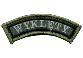 wyklety-luczek-na-ramie-kamuflaz-khaki-naszywka-naramienna-haft-rzep