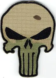 punisher-kontur-multicam-czarny-naszywka-1492r