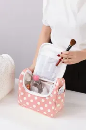 damska-kosmetyczka-wodoodporna-w-kropki-organizer