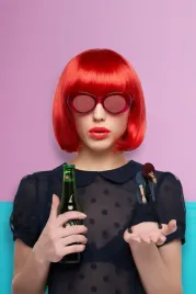 peruka-bob-czerwona-z-grzywka-wlosy-krotkie