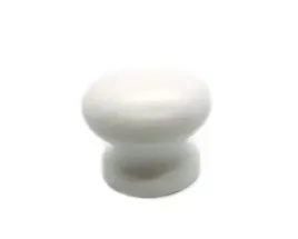 uchwyt-meblowy-galka-drewniana-lite-drewno-biala