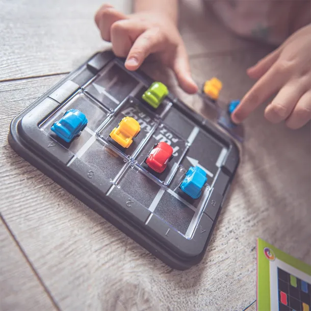 parking-puzzler-gra-logiczna-smart-games-6-stan-nowy