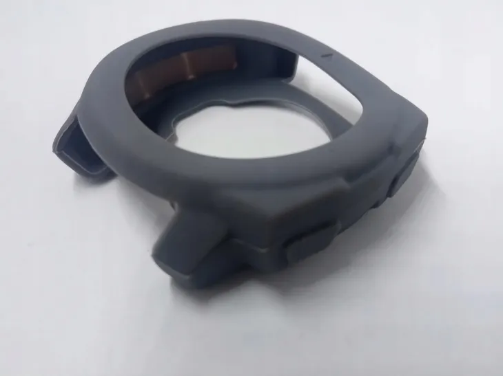 etui-ochronne-do-garmin-instinct-solar-material-tworzywo-sztuczne