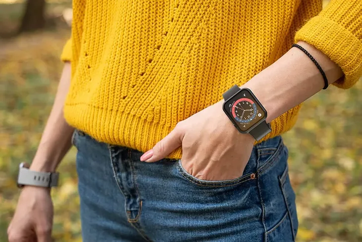 etui-szklo-do-apple-watch-7-8-45mm-kolor-czarny-stan-nowy