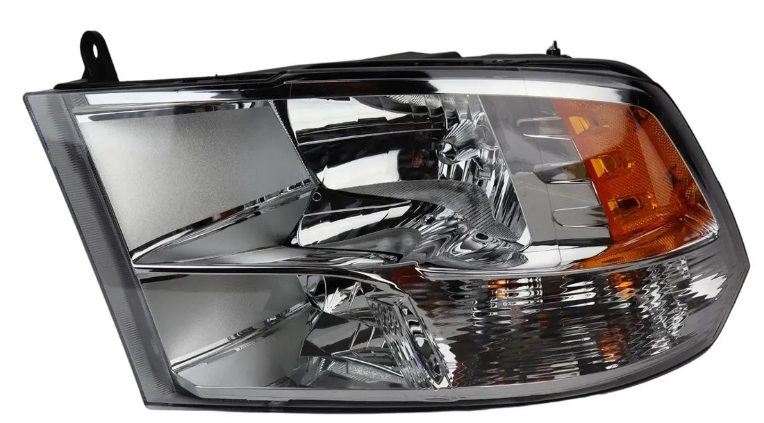 lewy-reflektor-dodge-ram-1500-2012-2018