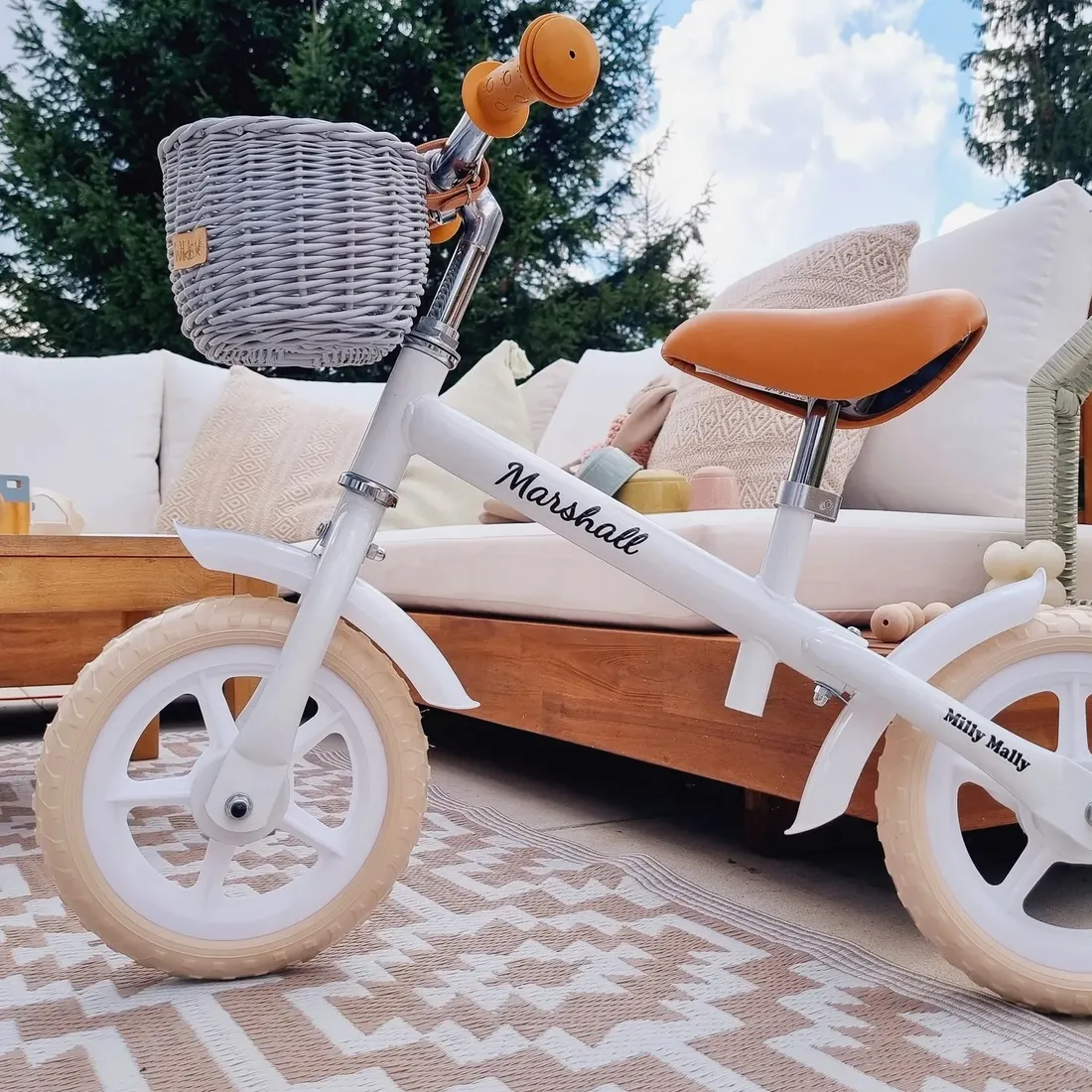 wiklinowy-koszyk-na-rower-biegowy-szary-na-paski-dumpy-mini-stan-nowy