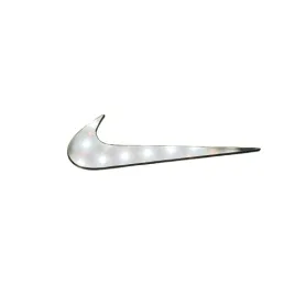 nike-75x25mm-srebrny-chrom-emblemat-zamiennik-naklejka-logo-znaczek
