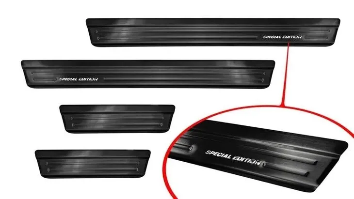 nakladki-progowe-do-mazda-3-hatchback-stal-numer-katalogowy-producenta-2-27011-stan-nowy-producent-avisa