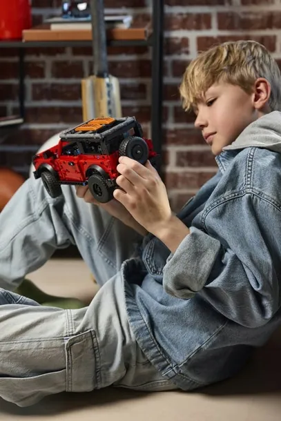 lego-technic-suv-ford-broncor