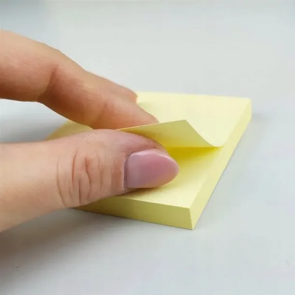 notes-samoprzylepny-51x38mm-zolty-d-rect-rodzaj-karteczki-samoprzylepne