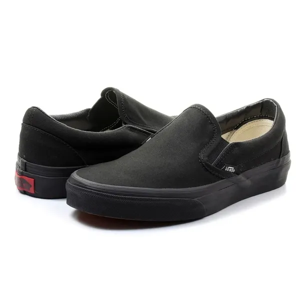 classic-slip-on-kod-producenta-vn000eyebka1-rozmiar-39