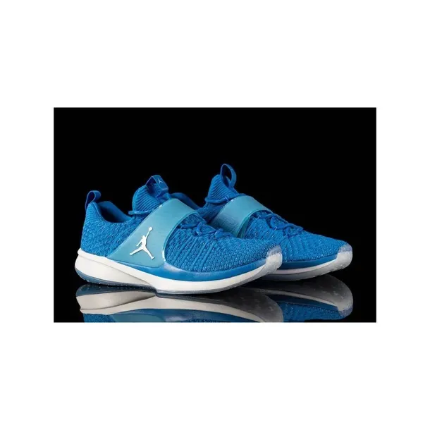 trainer-2-flyknit-kod-producenta-921210402