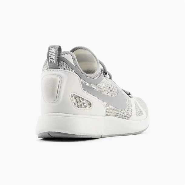 duel-racer-marka-nike