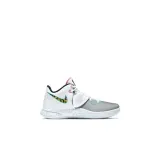 kyrie-flytrap-iii