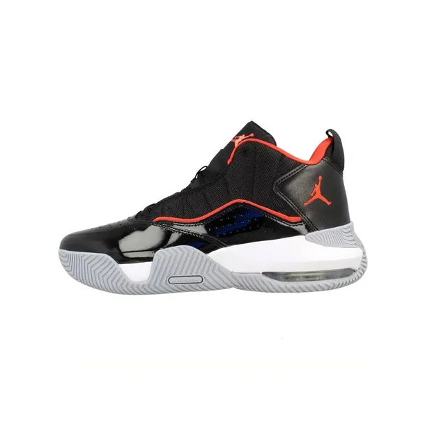 jordan-stay-loyal