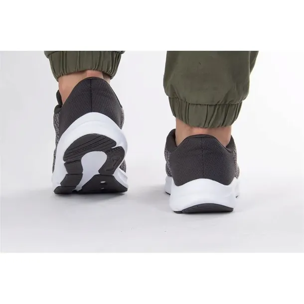 charged-pursuit-3-twist-marka-under-armour
