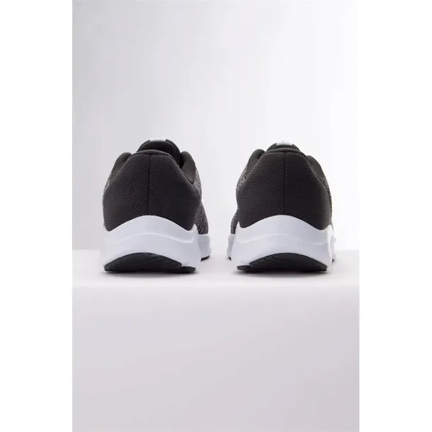 charged-pursuit-3-twist-rozmiar-41-kod-producenta-3025945100