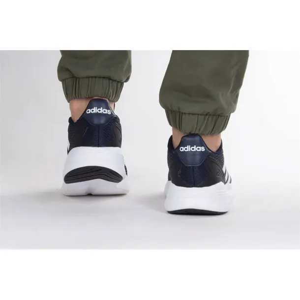 nebzed-marka-adidas