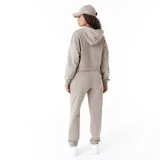 60435282-rozmiar-s-marka-new-era