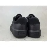 court-platform-kod-producenta-gv8995-rozmiar-42