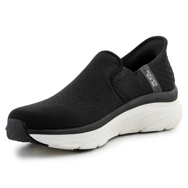 orford-marka-skechers