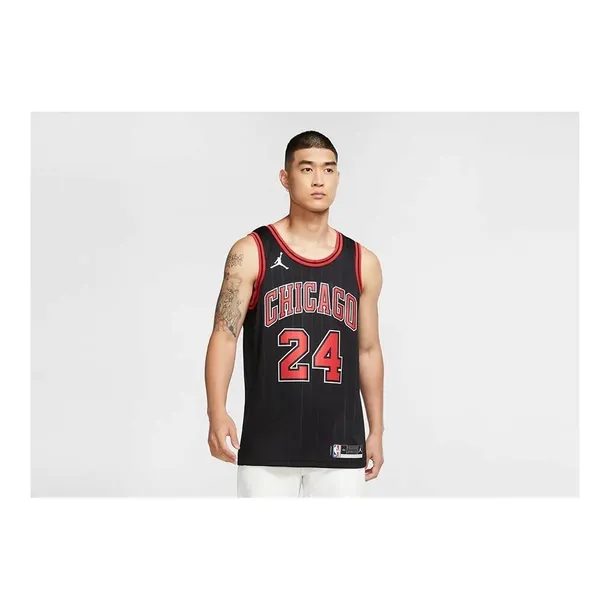 nba-chicago-bulls-lauri-markkanen-statement-edition-marka-nike