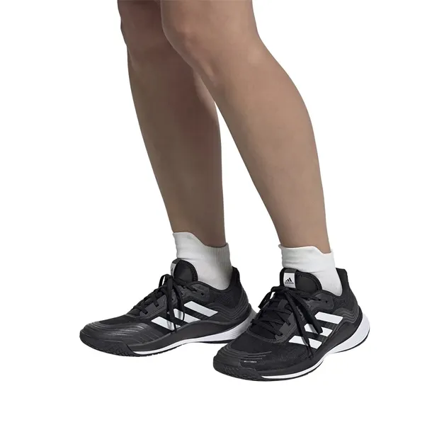 novaflight-marka-adidas-rozmiar-40