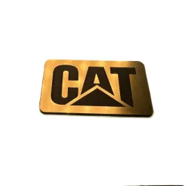 greatergreatergreater-cat-50x30mm-czarno-zloty-emblemat-naklejka-logo-znaczek