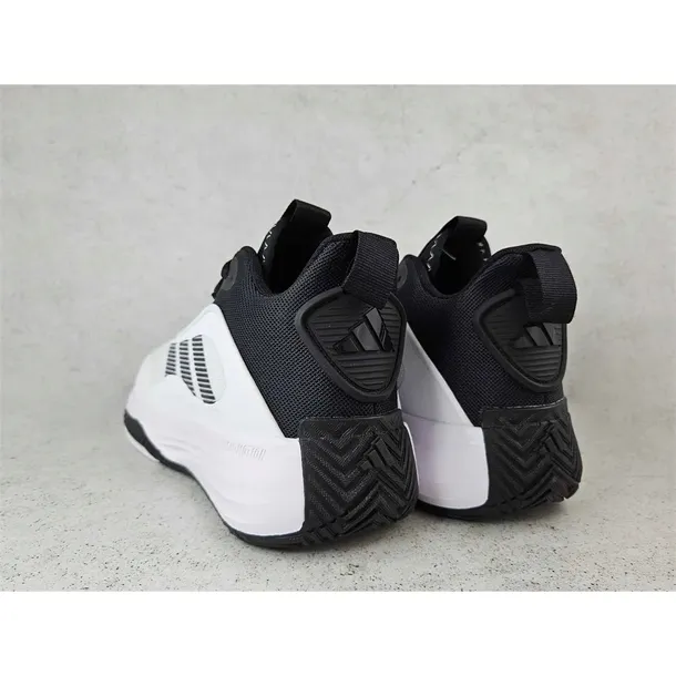 ownthegame-3-0-marka-adidas-kod-producenta-if4565