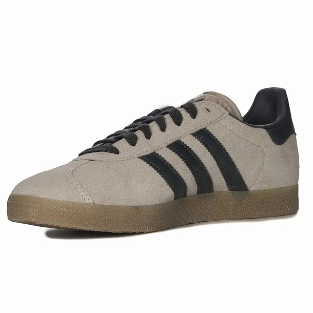 gazelle-marka-adidas