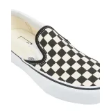checkerboard-marka-vans