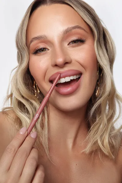 non-transfer-gel-lipliner-kolor-rozowy