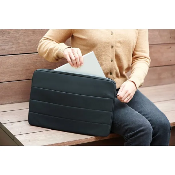 kensington-etui-eq-na-laptopa-12