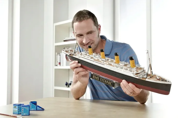 r-m-s-titanic-100th-anniversary-edition-skala-skala-1-350-i-1-400