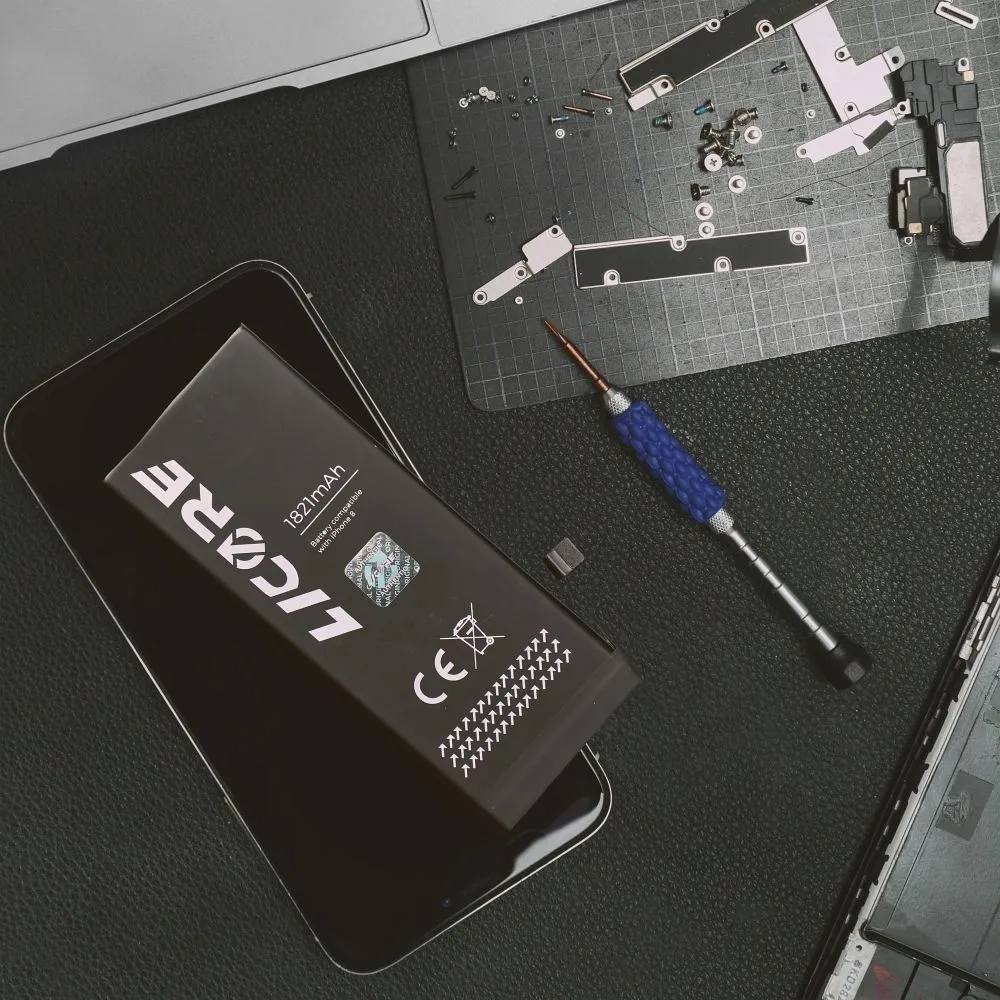 licore-bateria-do-iphone-13-pro-3095-mah-stan-nowy